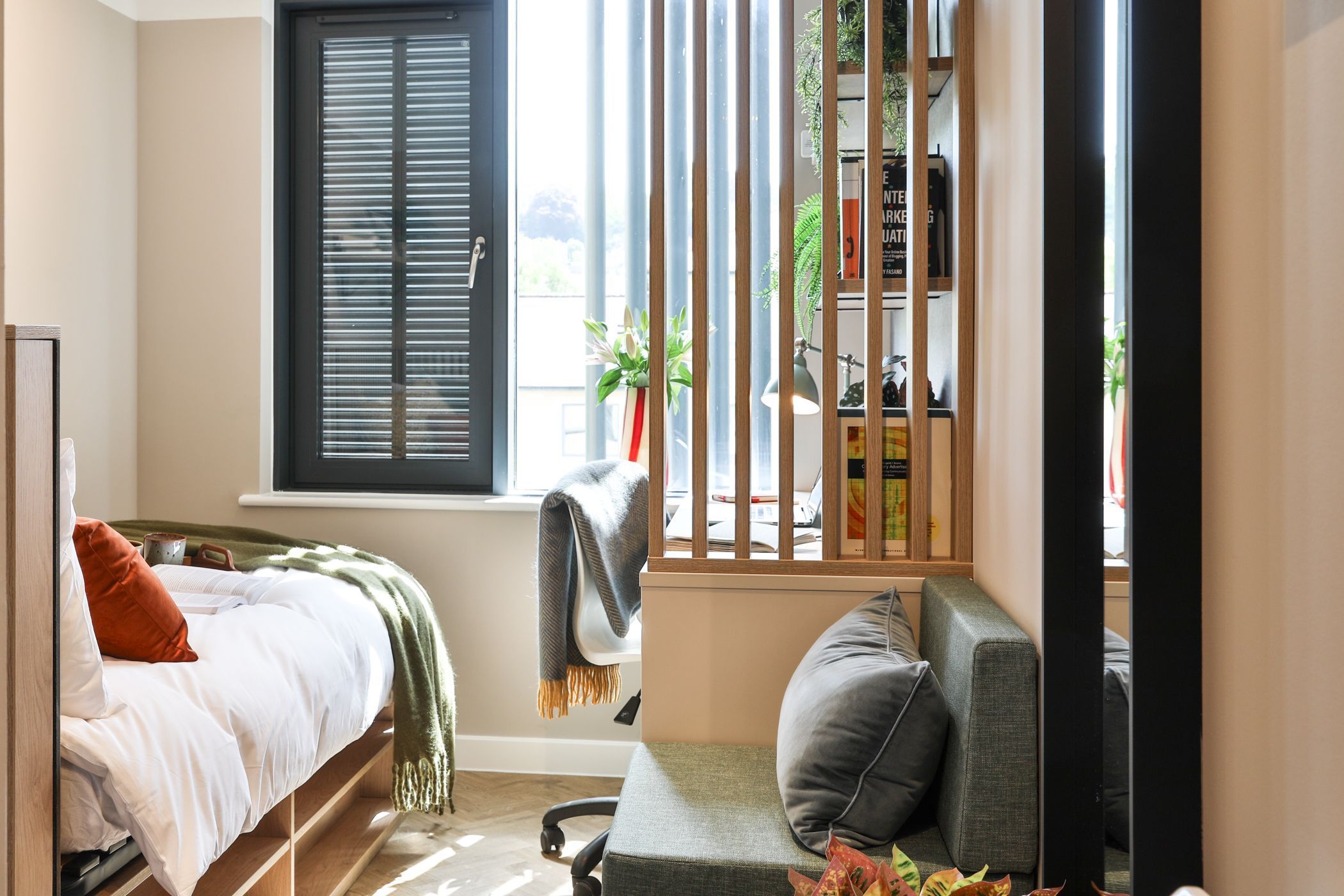 Premium 4 Bed Apartment - room